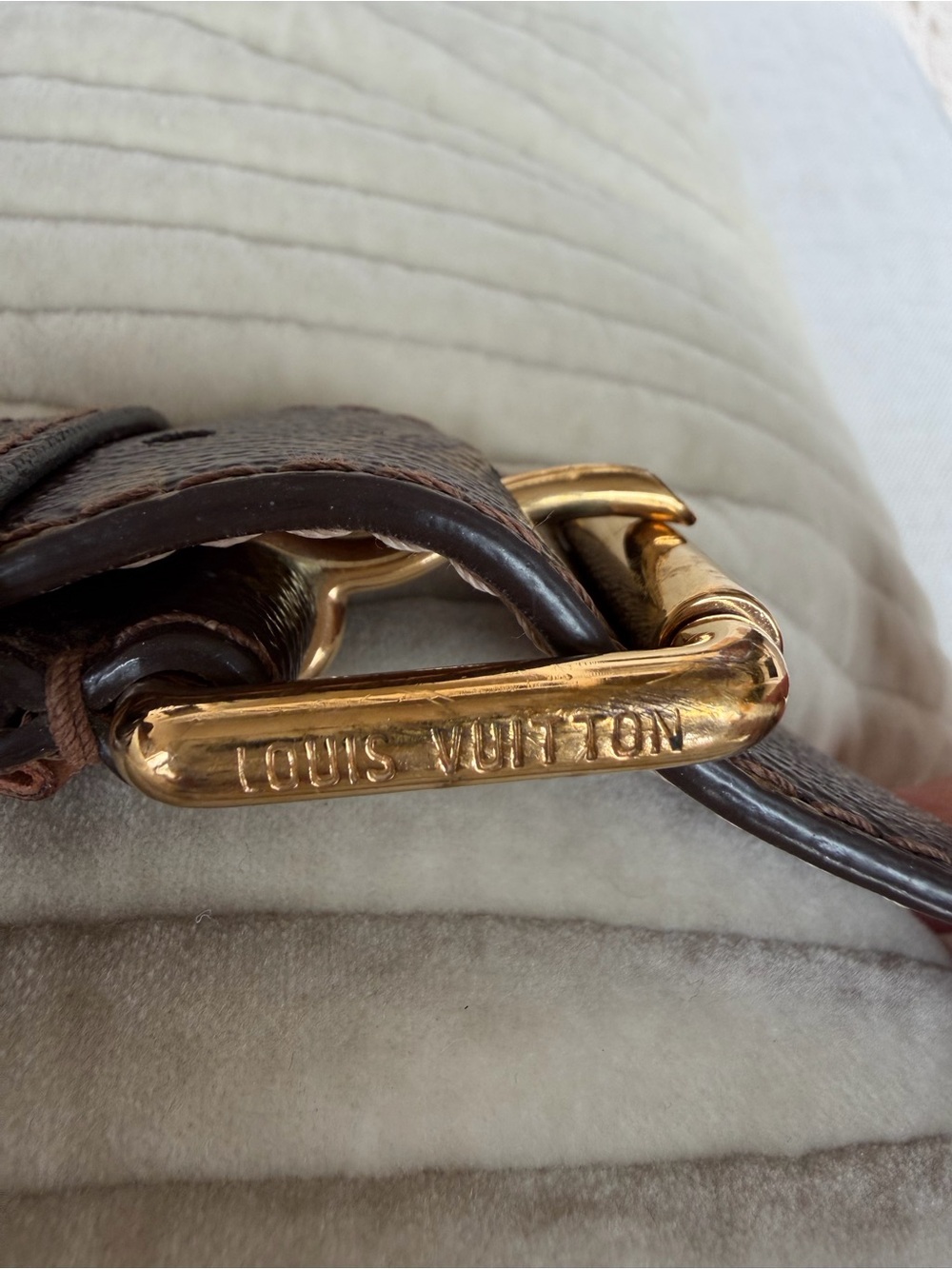 Louis Vuitton Monogram Canvas Belt with Gold Hardware - Picture 3 of 12